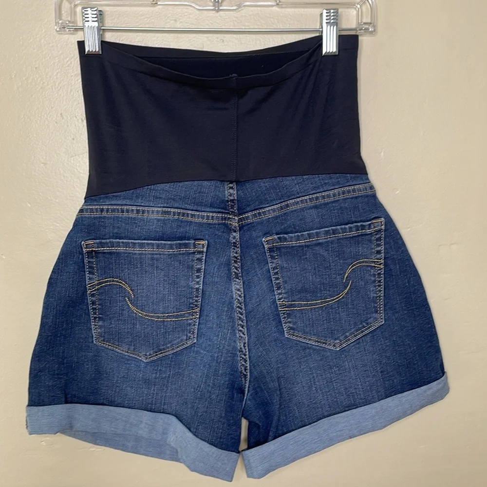 LEVI’S Maternity Shortie Cuffed Denim Shorts Small